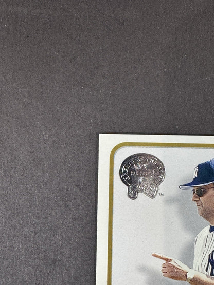 Joe Torre 2001 Fleer Greats Of The Game Autographed Card /500