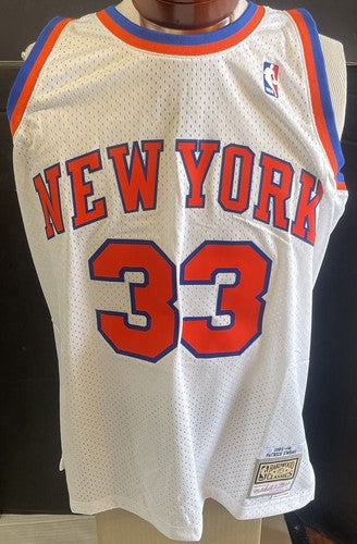Patrick Ewing Ny Knicks Signed 1985 /86 Rookie M&N Swingman Jersey Auto Steiner