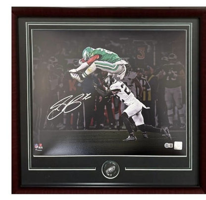 Saquon Barkley Signed 16x20 Framed BACKWARDS LEAP Photo Eagles MVP Auto PSA COA