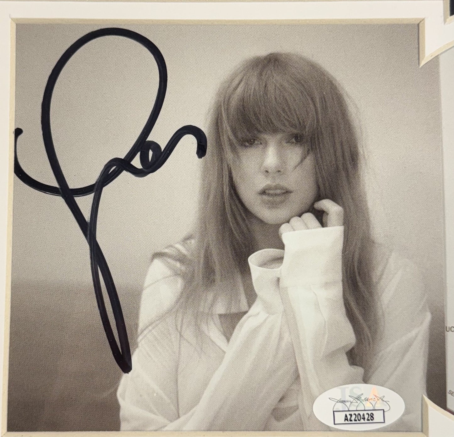 Taylor Swift Signed Framed 16x20 CD Photo Album The Manuscript Auto JSA COA