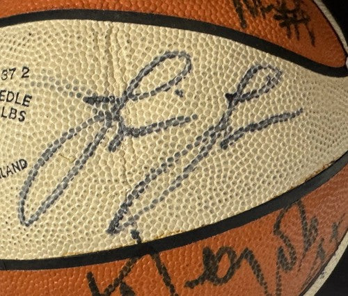LA Sparks 2001 Team Signed Champion WNBA Basketball Lisa Leslie Auto W/Photo Coa