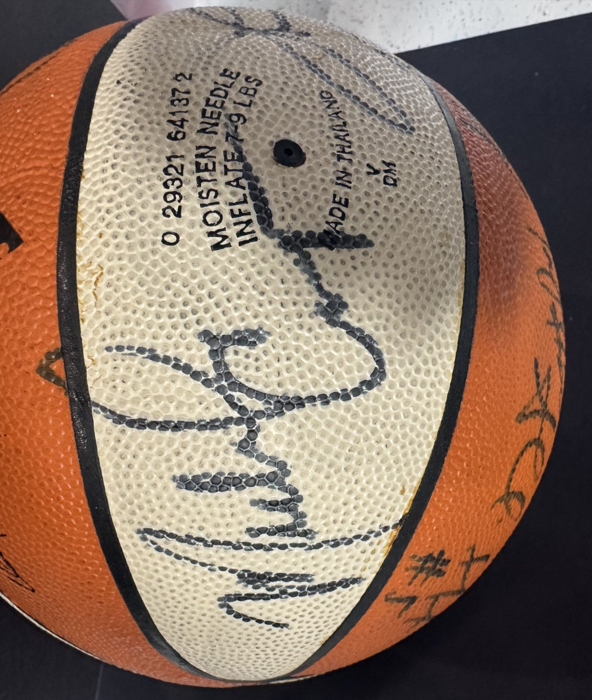 LA Sparks 2001 Team Signed Champion WNBA Basketball Lisa Leslie Auto W/Photo Coa