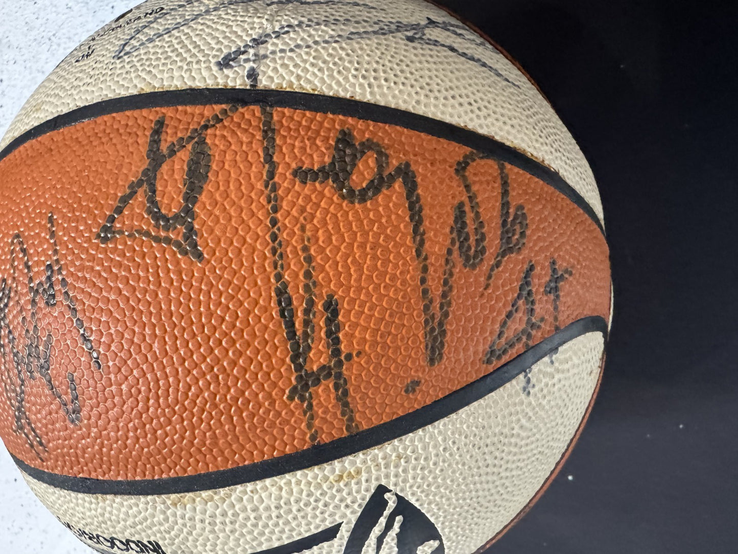 LA Sparks 2001 Team Signed Champion WNBA Basketball Lisa Leslie Auto W/Photo Coa