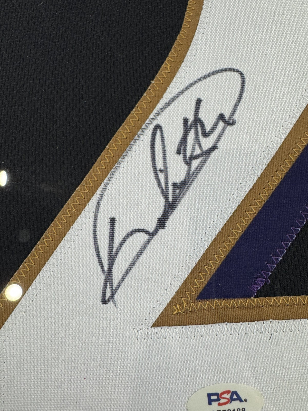 Derrick Henry Signed Jersey #22 Baltimore Ravens Mint Auto PSA COA