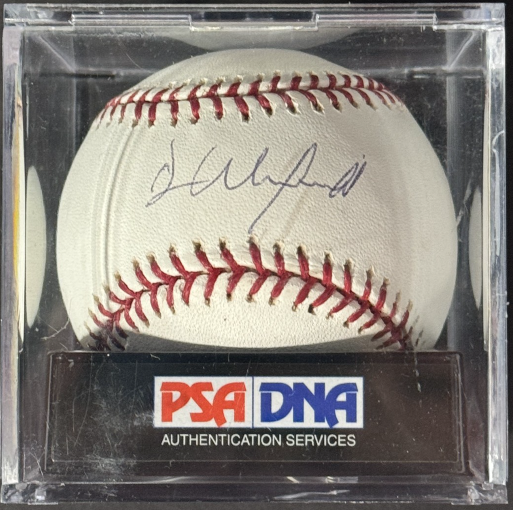 Dave Winfield Signed Official Baseball Yankees Padres  PSA Dna 9 Mint Auto HOF