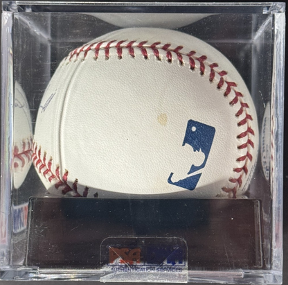 Dave Winfield Signed Official Baseball Yankees Padres  PSA Dna 9 Mint Auto HOF