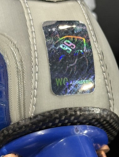 Wayne Gretzky SIGNED Nike Skates /99 IN Case Edmonton Oilers Heritage Auto WGA