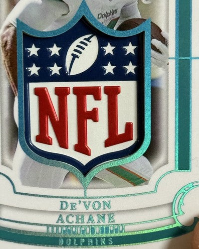2025 National Treasures Platinum NFL SHIELD Patch 1/1 De’von Achane Dolphins MT