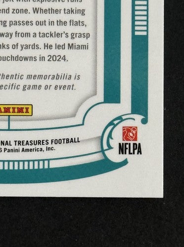 2025 National Treasures Platinum NFL SHIELD Patch 1/1 De’von Achane Dolphins MT