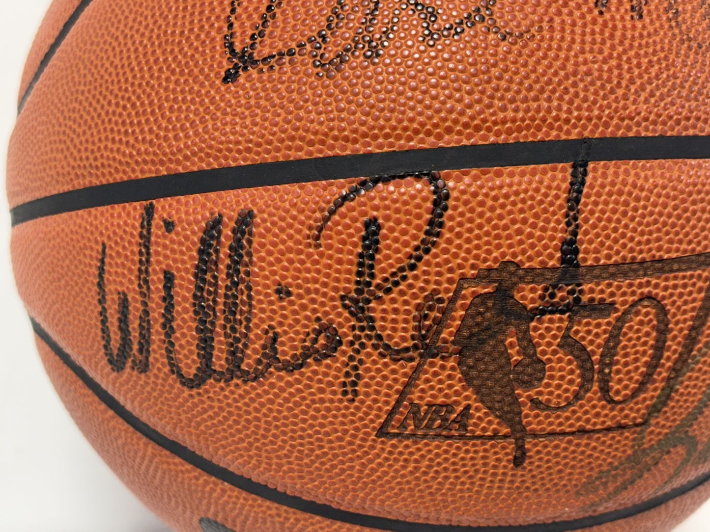 NBA 50th Signed Game Basketball Walt Frazier Karl Malone Willis Reed 6 Auto COA