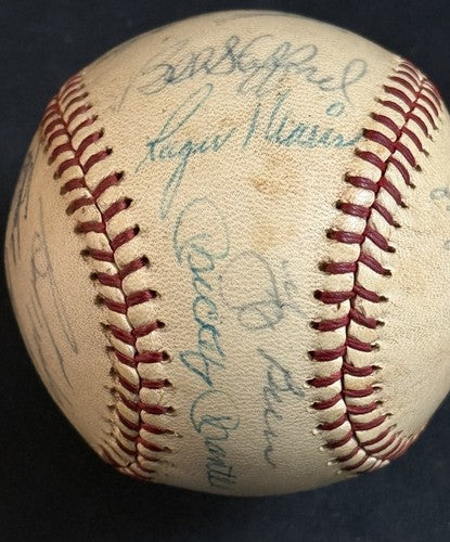 1961 Yankees Team Signed Baseball Roger Maris Mickey Mantle Berra Auto Psa LOA