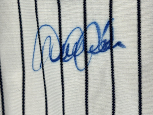 Derek Jeter Signed Majestic 2000 Hit Jersey LE 01/22 Auto AAC COA NY Yankees HOF