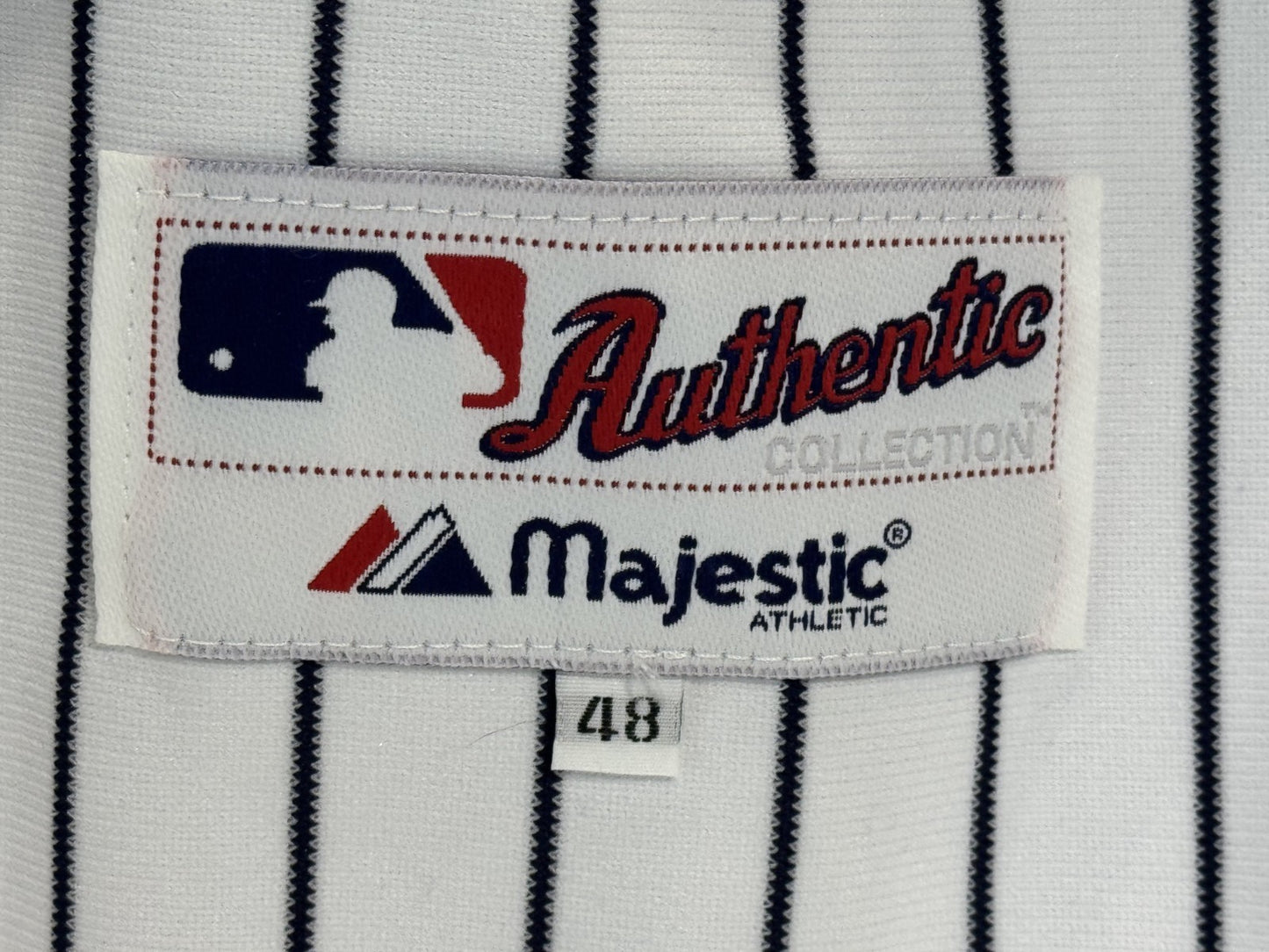 Derek Jeter Signed Majestic 2000 Hit Jersey LE 01/22 Auto AAC COA NY Yankees HOF