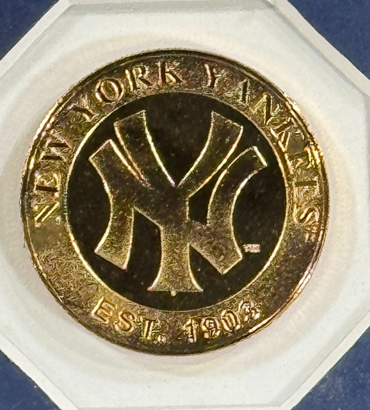Derek Jeter 3000th Hit HM Commemorative Framed Photo w Coin + Plaque NY Yankees
