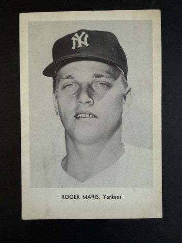 New York Yankees 1966 Team Issue Picture Pack Photo Roger Maris #9 RARE