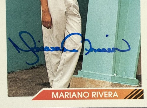MARIANO RIVERA YANKEES SIGNED 1992 BOWMAN ROOKIE 302 Steiner AUTHENTIC Mint Auto