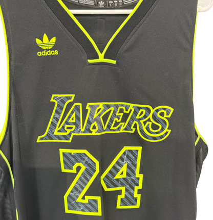 Kobe Bryant NBA Licensed Adidas Limited Edition Jersey Size L Lakers MVP HOF