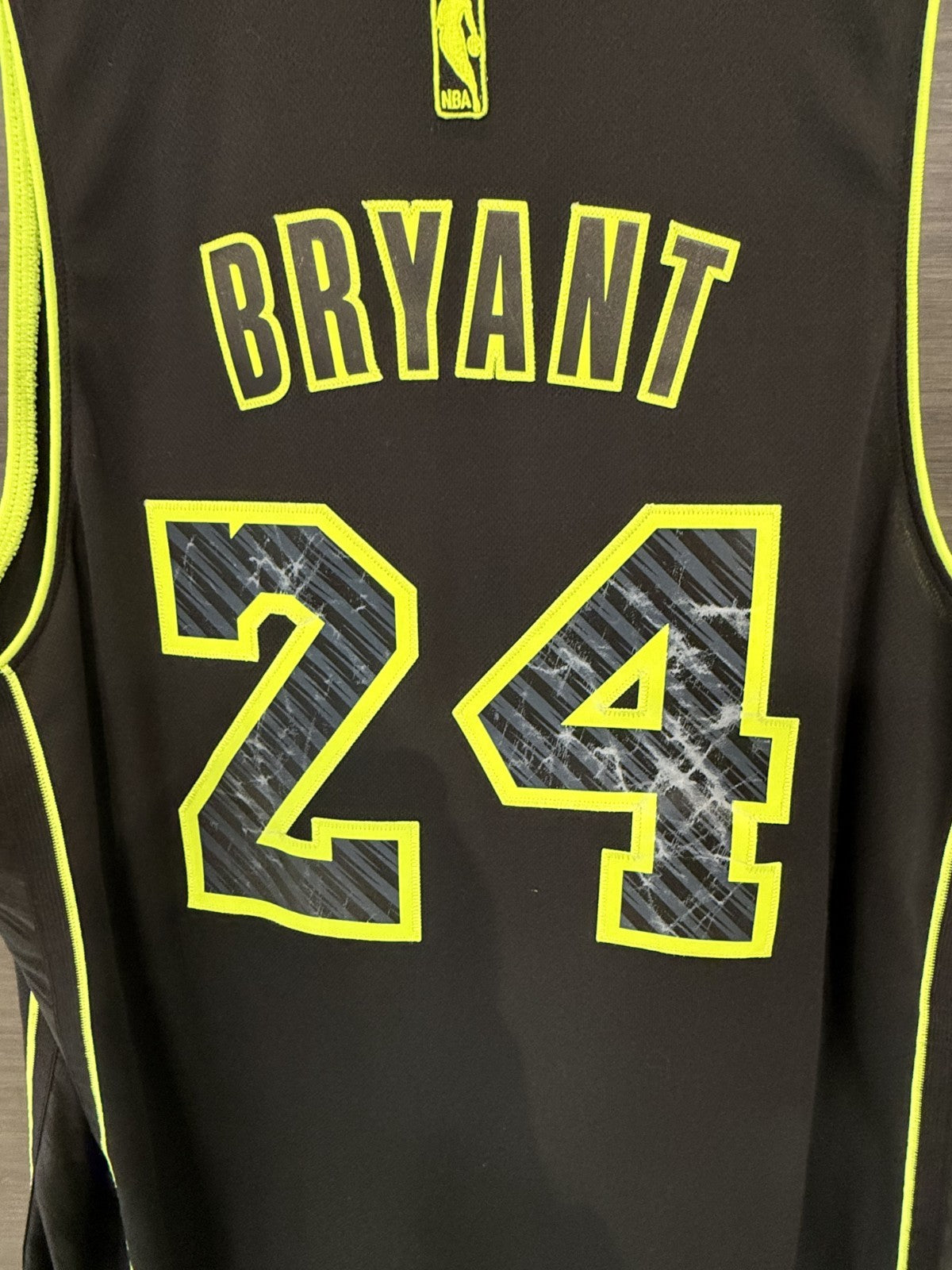 Kobe Bryant NBA Licensed Adidas Limited Edition Jersey Size L Lakers MVP HOF