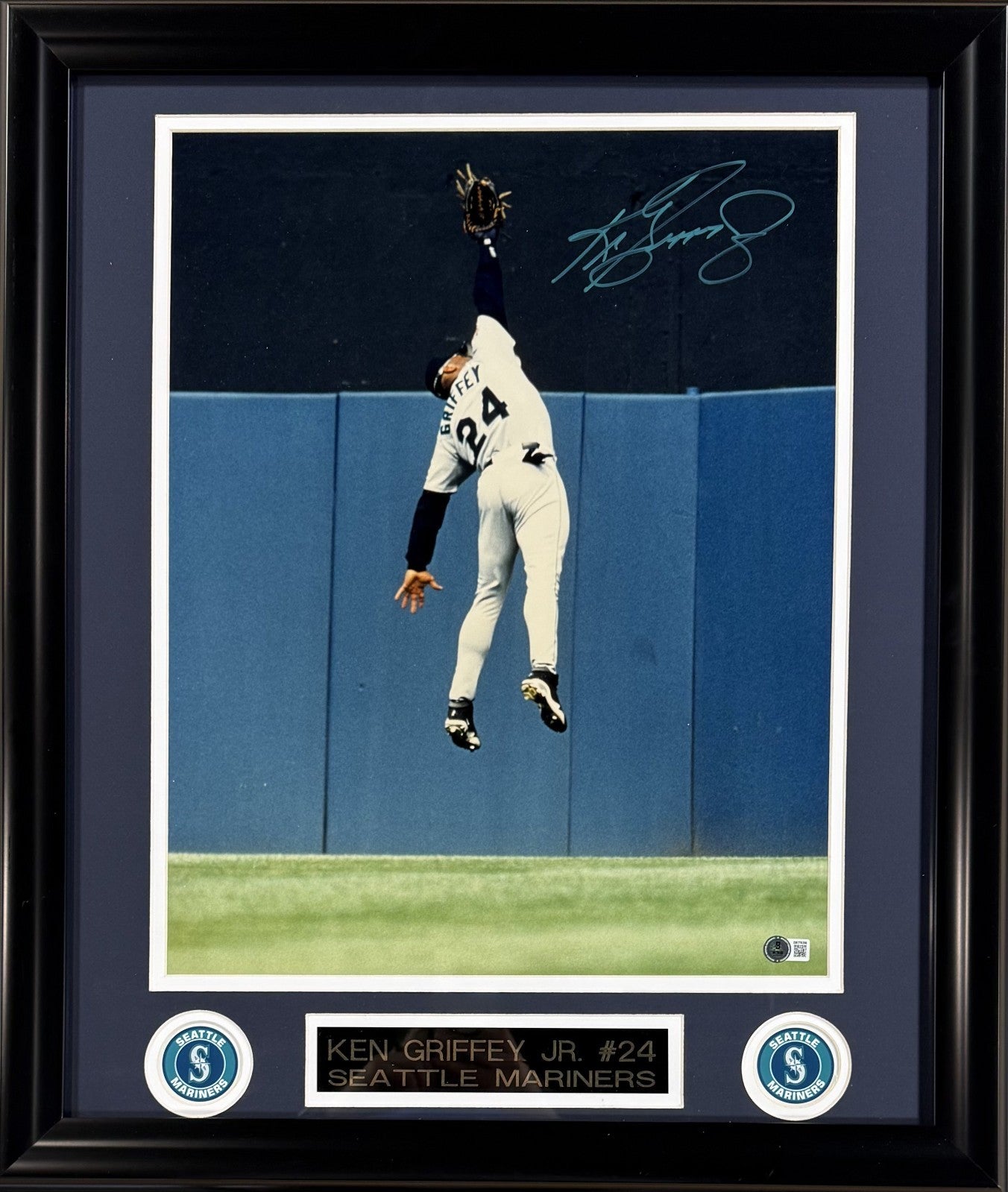Ken Griffey Signed 16x20 Leaping Catch Photo Framed HOF  Auto Mariners BAS COA
