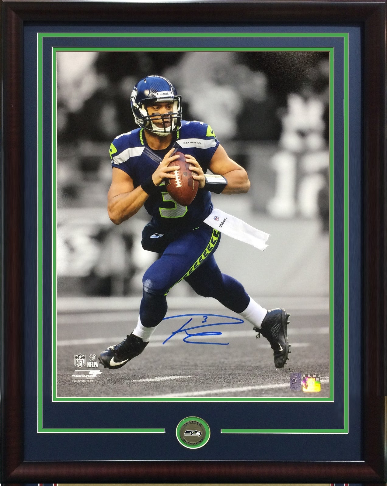 Russell Wilson signed 16x20 photo framed Seahawks coin mint autograph holo COA