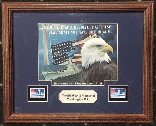 COMMEMORATING THE NATIONAL WORLD WAR II MEMORIAL  ISSUE .37 Cent STAMP FRAMED