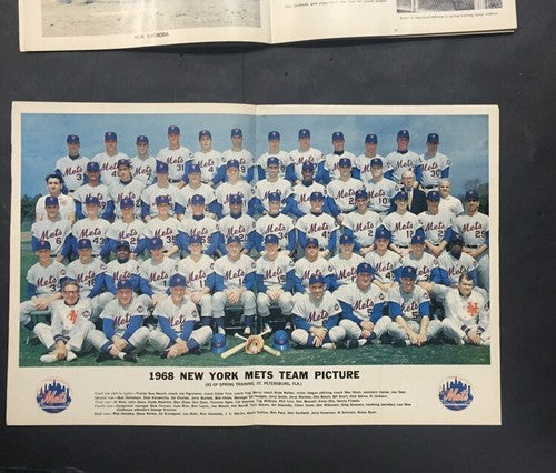1968 New York Mets Yearbook Nolan Ryan Rookie Nice Team Page Loose Nm