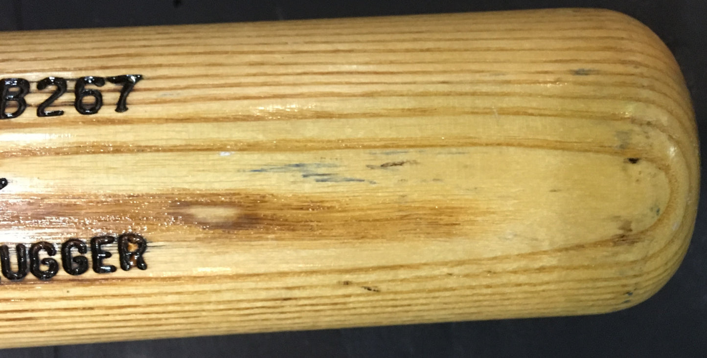Don Baylor signed game used 1983 Yankees LS B267 baseball bat auto CBM COA