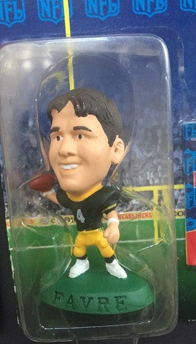 1996 & 1998 NFL Headliners BRETT FAVRE Green Bay Packers 2  Action Figure Lot