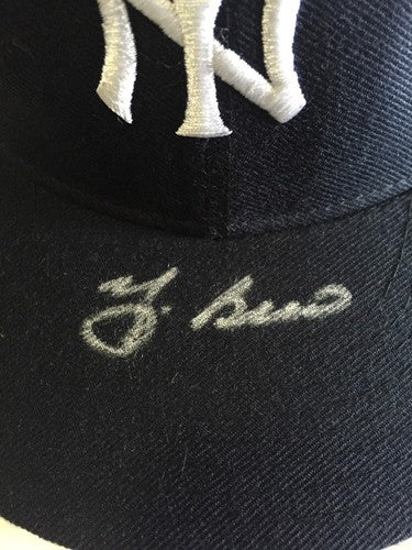 Yogi Berra Signed Official New Era hat Mint Autograph Jsa Coa Hof Yankees cap