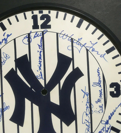 NY Yankees signed clock Mickey Mantle #7 Joe DiMaggio #5 Berra 13 Hof auto PSA