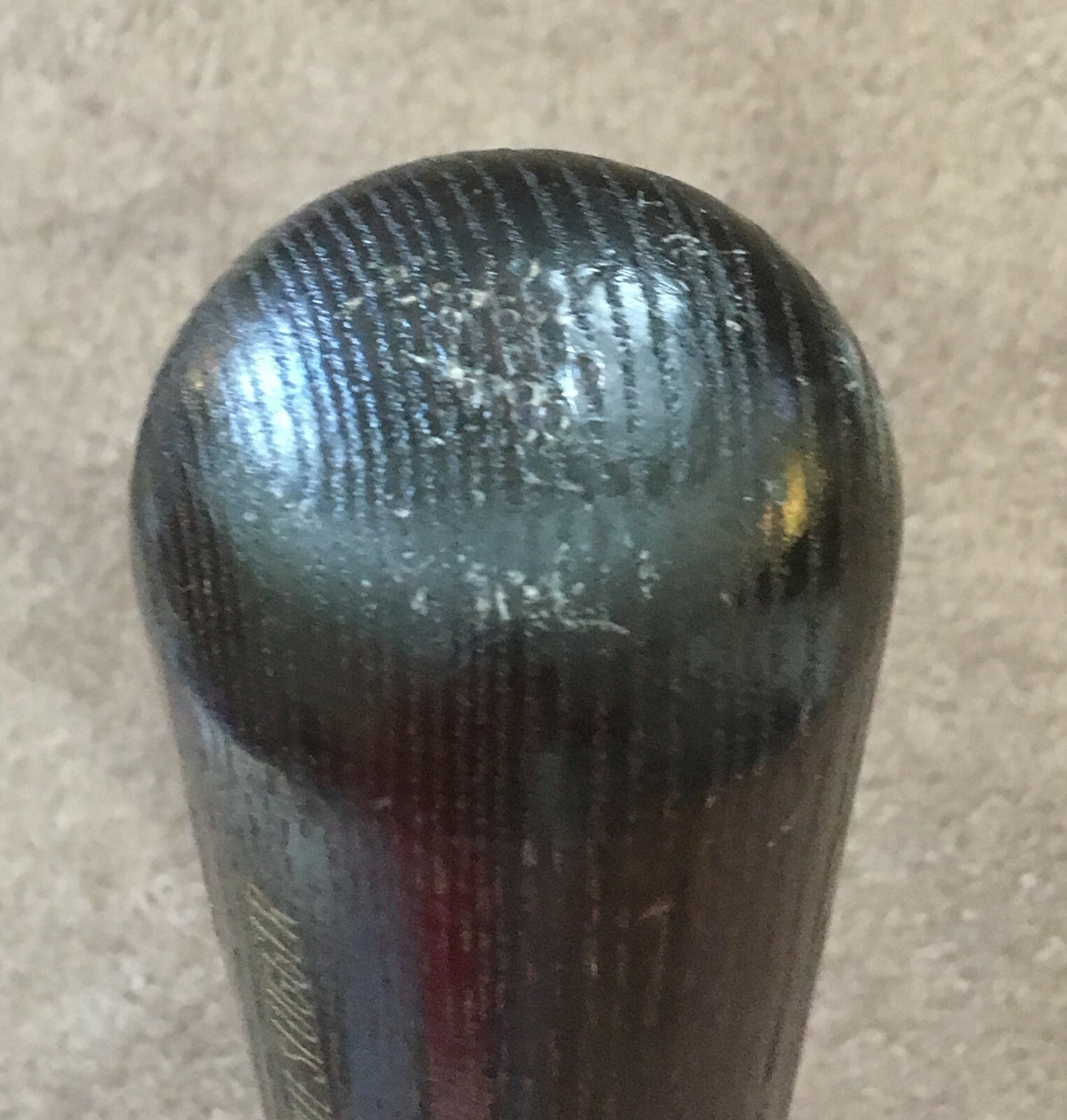 Roberto Clemente HOF 1973 Engraved Commemorative Louisville Brown Bat Le/500