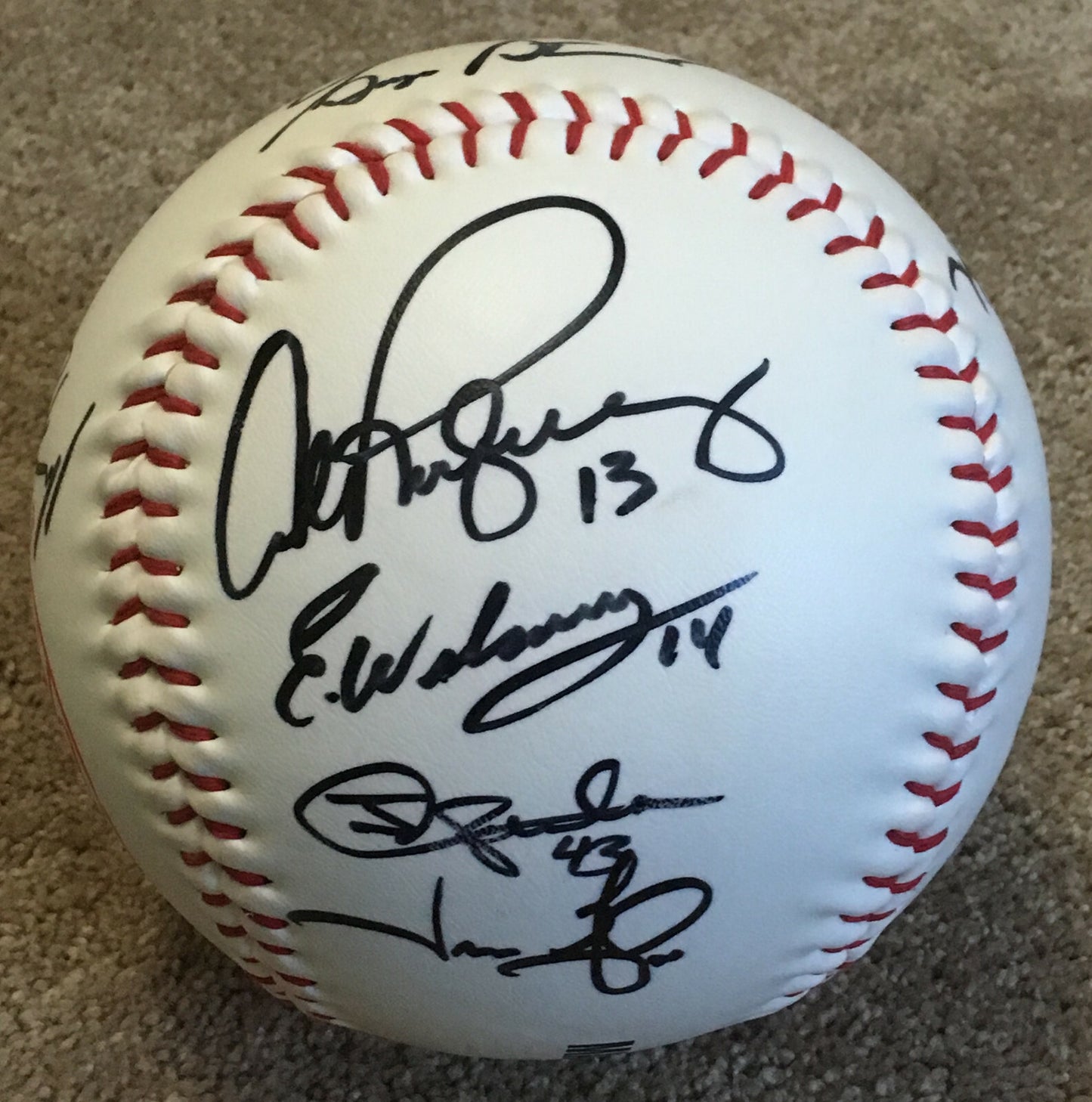 2004 Yankees Team Signed Oversized Baseball Derek Jeter George Steinbrenner Psa