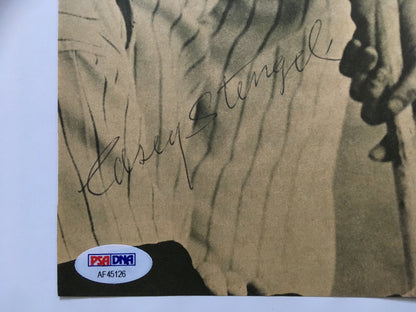 Casey Stengel Yankees Manager Signed Newspaper photo Hof Autograph Rare PSA LOA