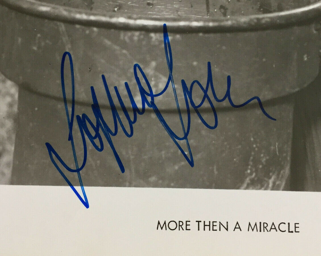 Sophia Loren signed 8x10 More Than a Miracle Studio Lobby photo mint Auto JSA