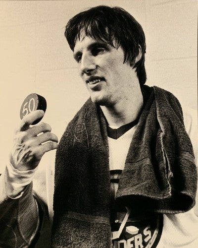 MIKE BOSSY 50 GOALS In 50 GAMES 8x10 Photo 1981 NEW YORK ISLANDERS HOF