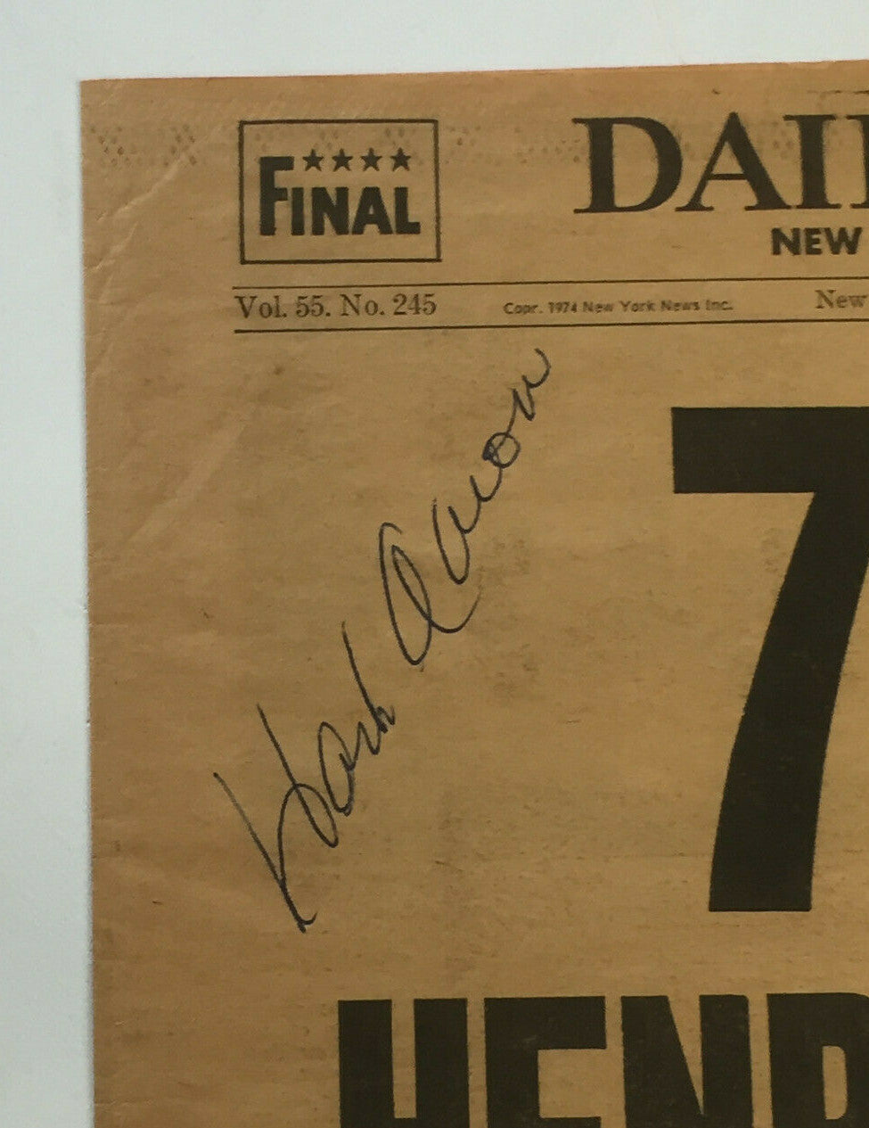 Hank Aaron Signed April 9 1974 Daily News 715 HR Newspaper Mint Autograph PSA
