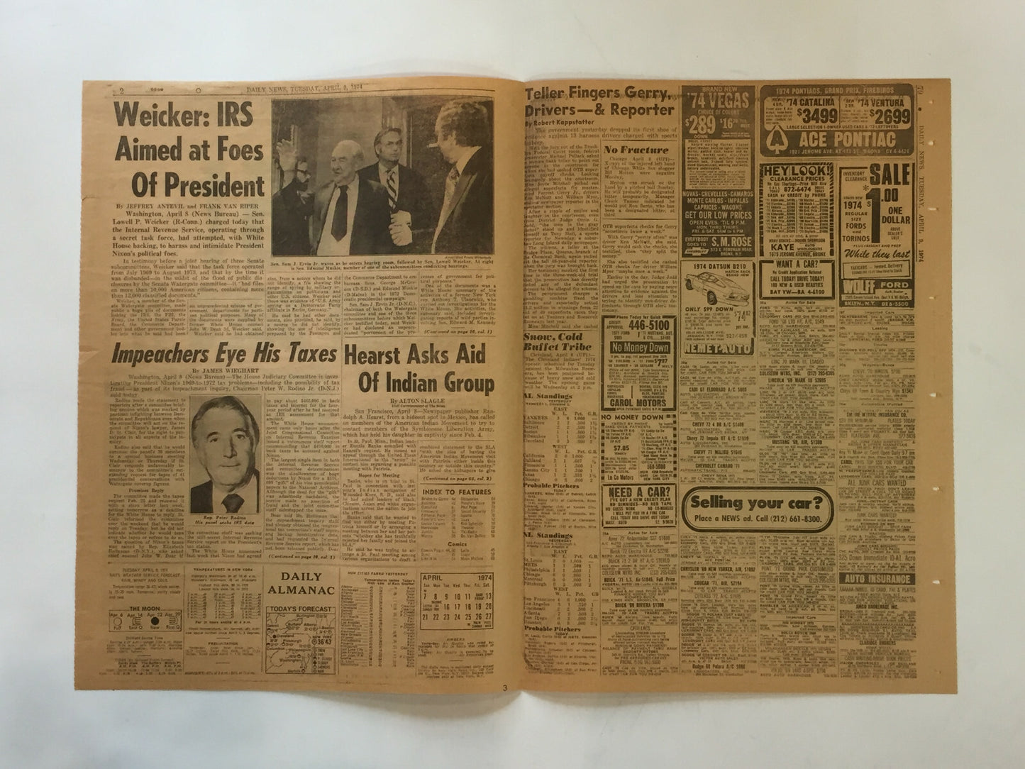 Hank Aaron Signed April 9 1974 Daily News 715 HR Newspaper Mint Autograph PSA