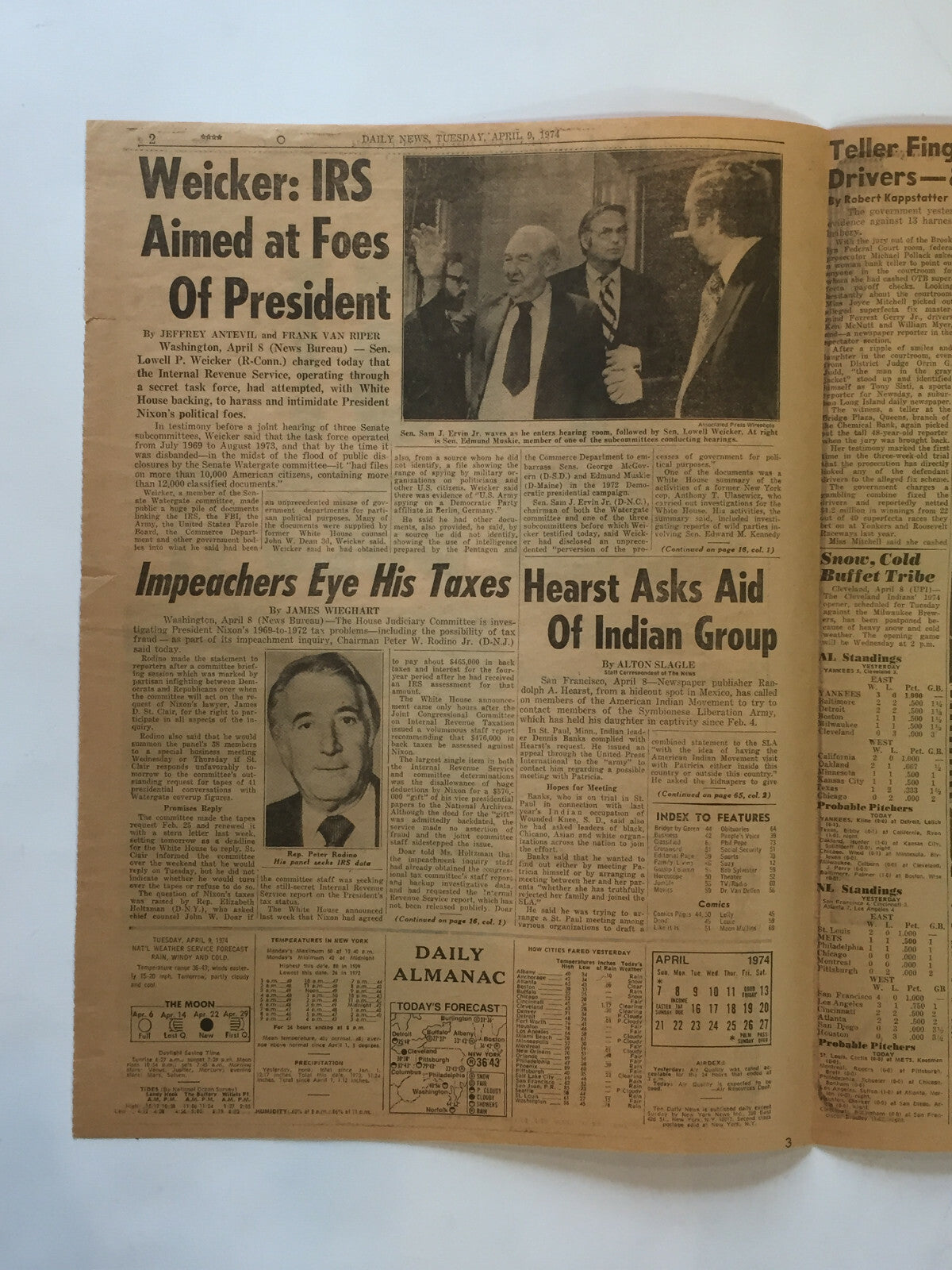 Hank Aaron Signed April 9 1974 Daily News 715 HR Newspaper Mint Autograph PSA