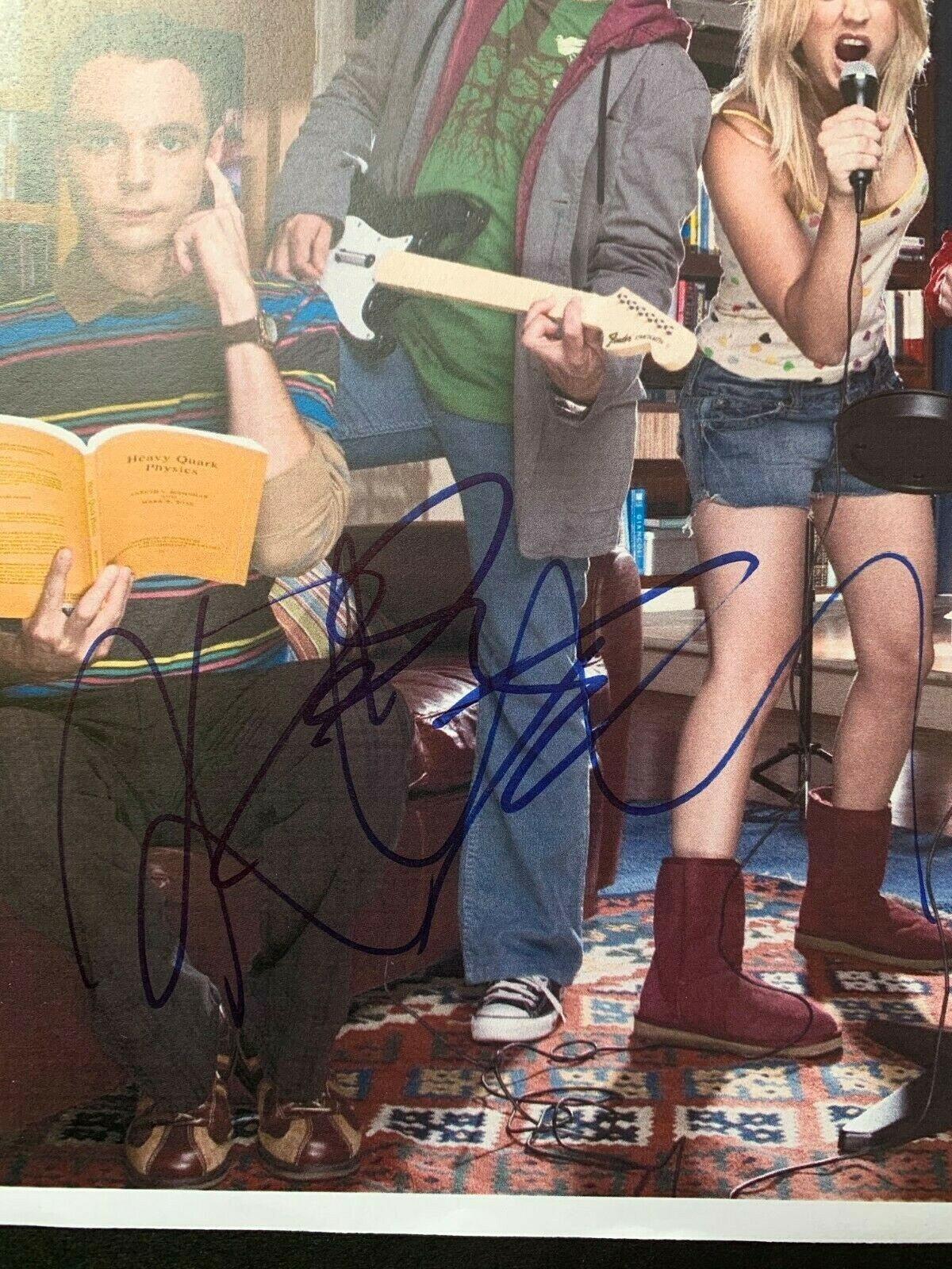 Big Bang Theory Cuoco Galecki Helberg Signed 8x10 Photo Framed 3 Auto PSA Coa