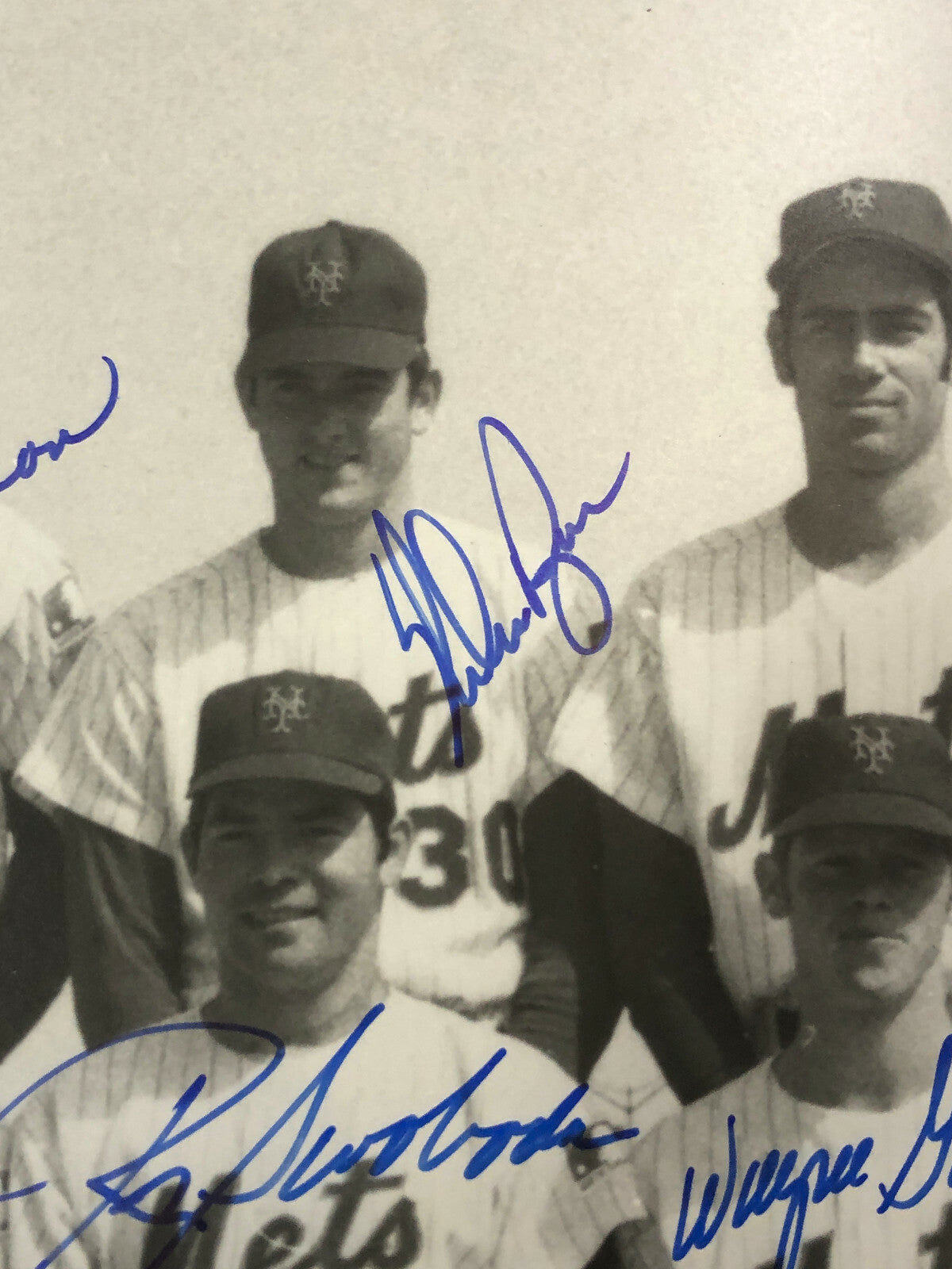 1969 Mets Team Signed 16x20 Photo Framed 27 Auto Tom Seaver Nolan Ryan Berra JSA