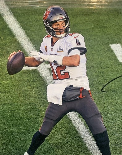 Tom Brady Signed 16x20 Super Bowl Photo Framed Buccaneers Autograph Fanatics Coa