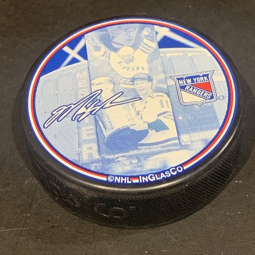 Mark Messier #11 Retirement Night Puck NY Rangers 1/12/06 Madison Square Garden