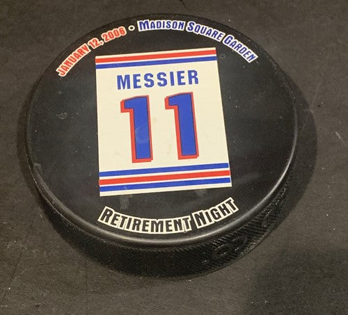 Mark Messier #11 Retirement Night Puck NY Rangers 1/12/06 Madison Square Garden