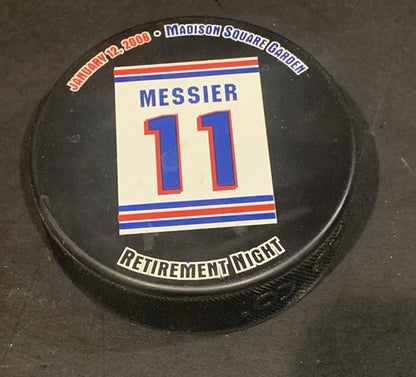 Mark Messier #11 Retirement Night Puck NY Rangers 1/12/06 Madison Square Garden