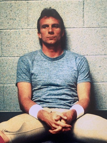 Joe Montana 49’ers Super Bowl XXiii Photo File 16x20 Sitting Licenced NFL Holo