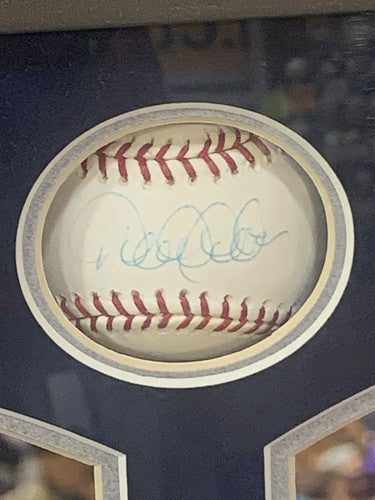 DEREK JETER SIGNED Mlb Baseball 3000 HITS  Photo Game Used Dirt Framed Steiner