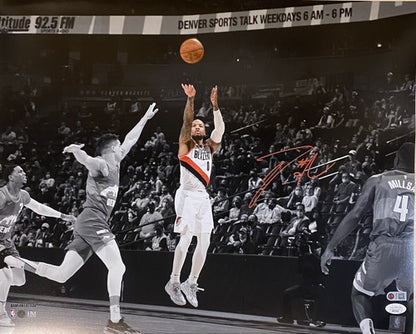 Damian Lillard Trail Blazers Signed 16x20 Spotlight Photo Framed Autograph JSA