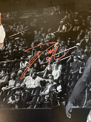 Damian Lillard Trail Blazers Signed 16x20 Spotlight Photo Framed Autograph JSA