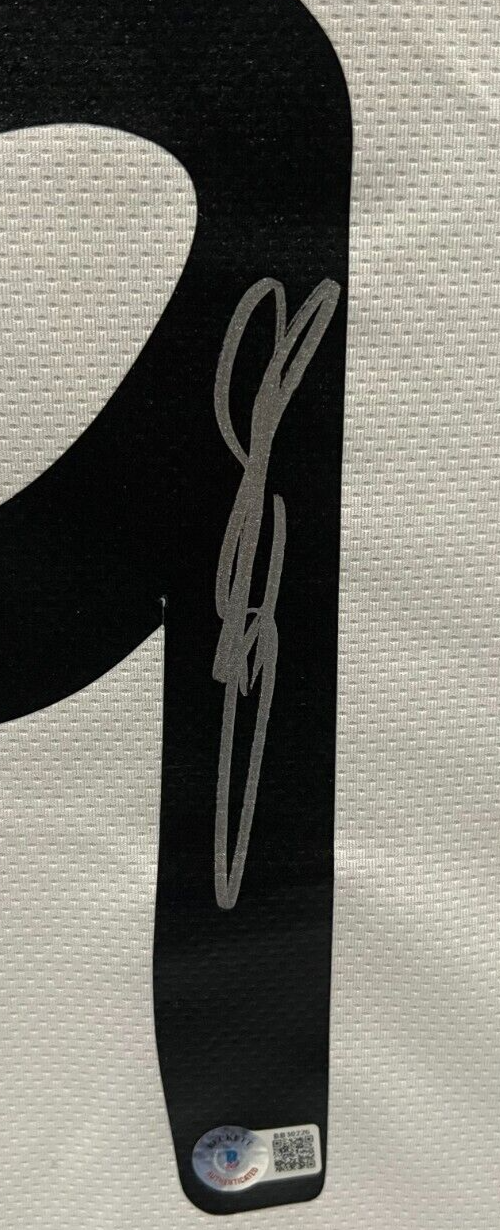 Karim Benzema Real Madrid Signed 2013-2014 Home Jersey Size L Auto Beckett COA