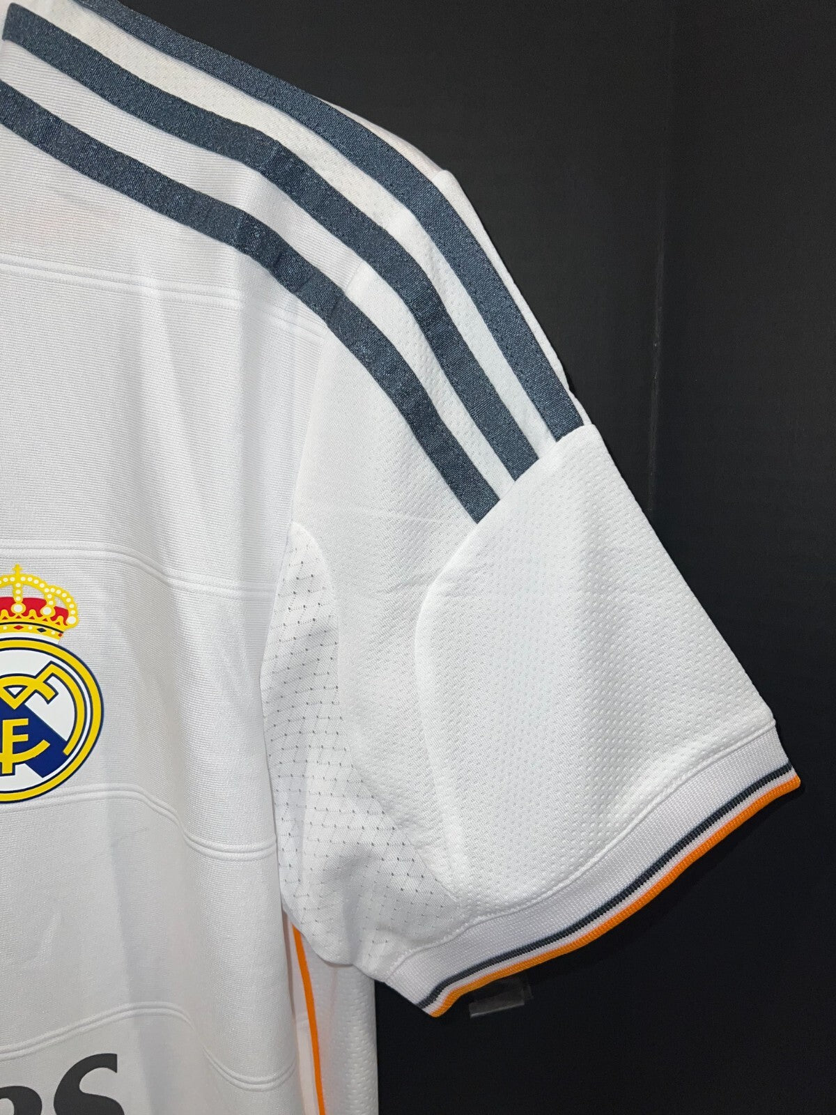 Karim Benzema Real Madrid Signed 2013-2014 Home Jersey Size L Auto Beckett COA